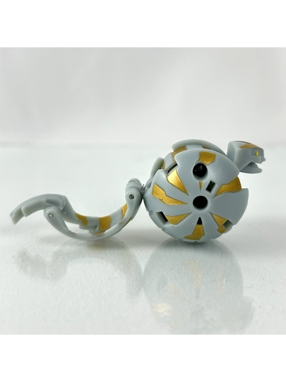 Bakugan Battle Brawlers Rattleoid Grey Haos Rare Serpenoid 380g B2